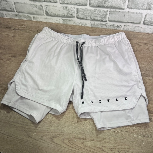 Battle Fly Shorts 2.0 - Picture 2 of 6